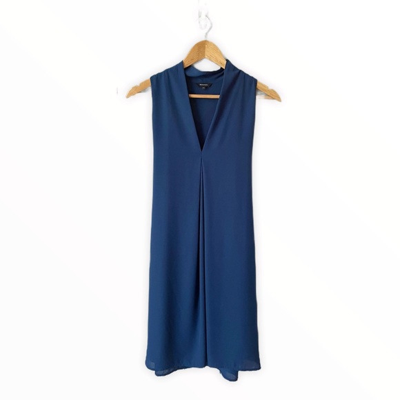 RW & Co Navy Shift Dress - Medium - Flattering Sleeveless Classy Dress - Picture 1 of 6